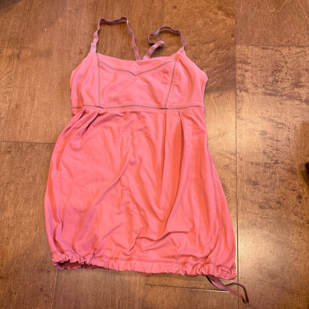 lululemon tank top women’s sz 4